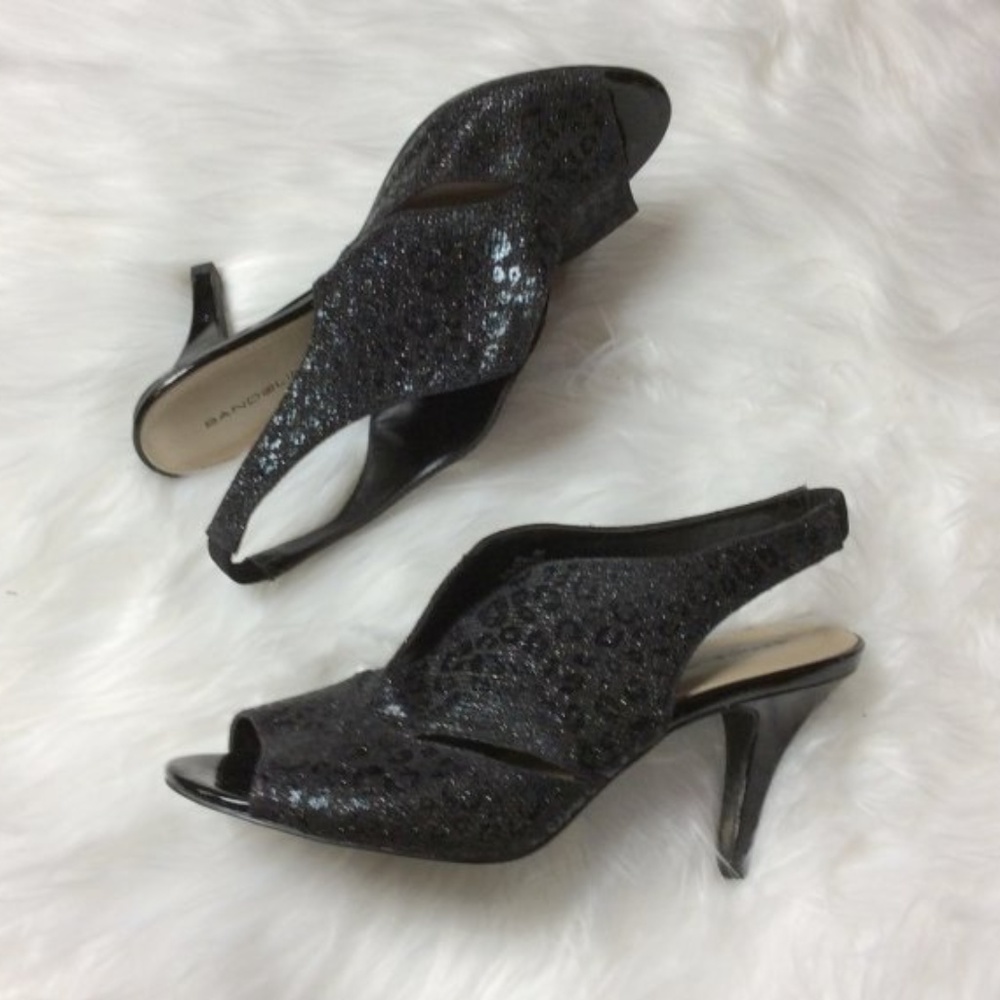 Bandolino black metallic animal print size 9